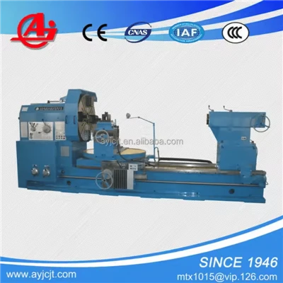 What is the difference between a CNC lathe and a lathe?